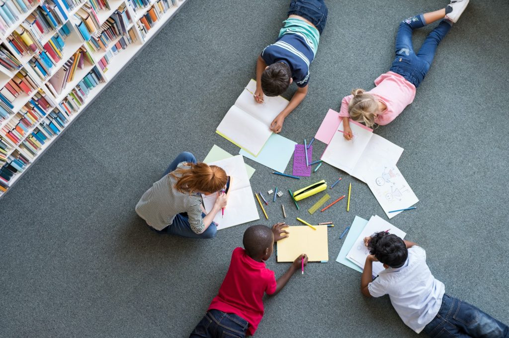 children drawing at library